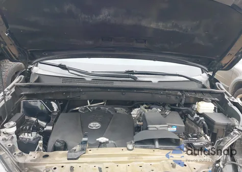 2018 Toyota Highlander Limited из США, поврежденный, VIN 5TDDZRFH7JS914169